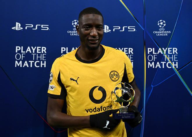 梅开二度,吉拉西当选多特vs比利亚雷亚尔全场最佳