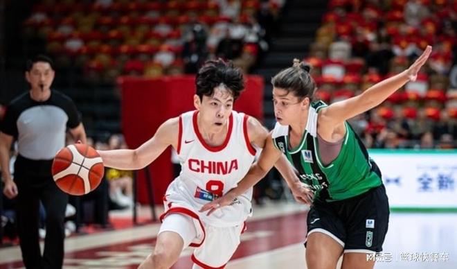 19投狂轟38分7助！女籃后衛(wèi)線又殺出一王牌：宮魯鳴這次看走眼了