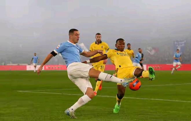 意大利杯1/8决赛米兰客场0-1负于拉齐奥被淘汰出局