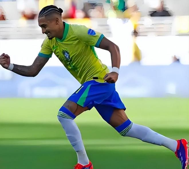 上港在去年引進的三位外援,為何只有他能留隊續約,原因找到了