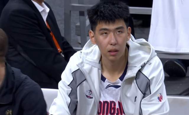 他配得上文班亚昕美誉！3个月前还被杜锋怒斥，如今独砍27+14+4帽