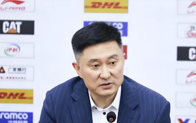 胜青岛发布会！杜锋谈伤病情况，赞徐杰与2小将，王少杰回应伤势