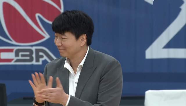 邱彪揚眉吐氣，山東男籃大勝新疆15分，克里斯36+7，劉煒帥位不保