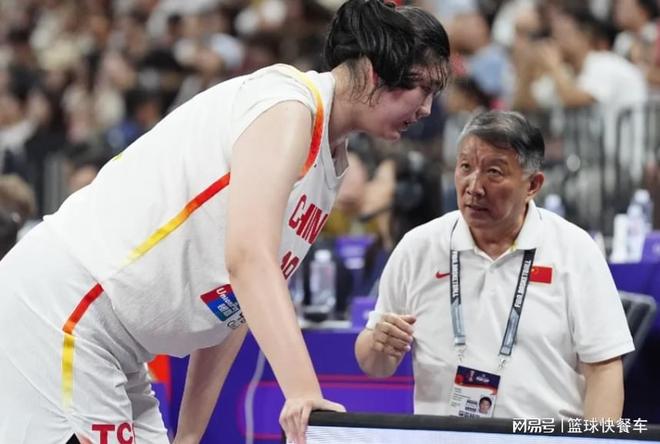 2米26张子宇又被弃用?女篮争冠热门加时取胜:宫鲁鸣又该头疼了