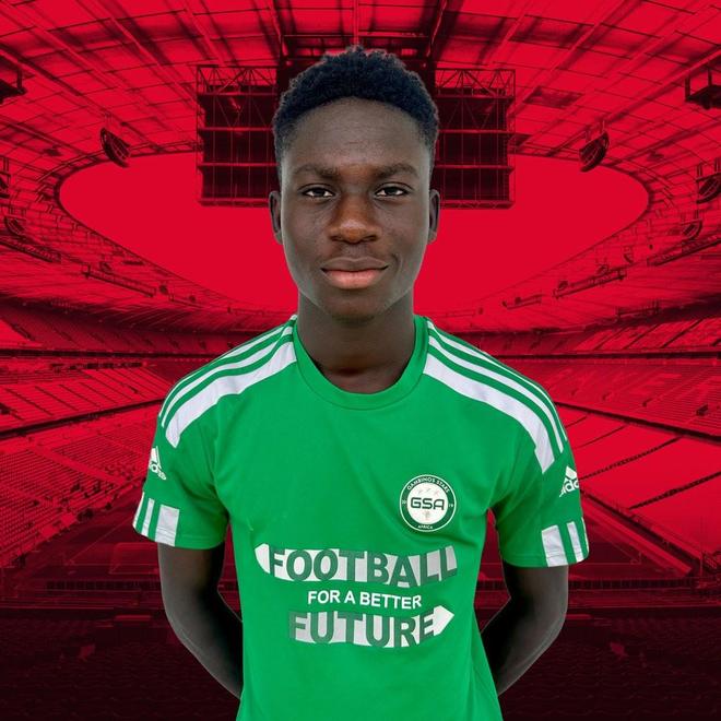 官方:拜仁从冈比亚租借18岁前锋巴拉-萨波科-恩迪亚耶