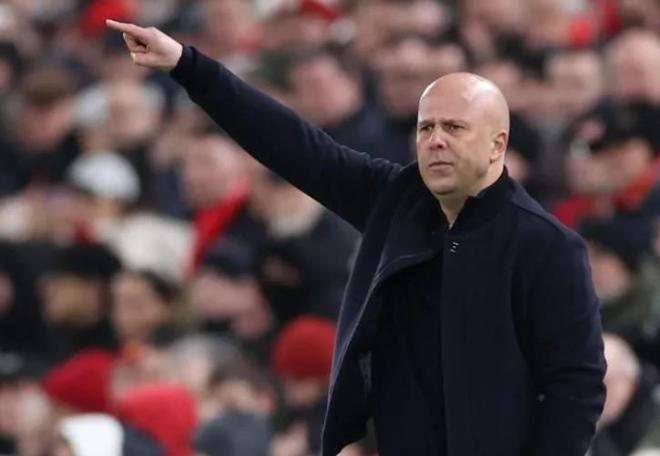 卡拉格：我不認(rèn)為利物浦能進歐冠區(qū)了，斯洛特位置難保