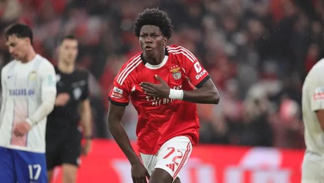 穆帥評(píng)價(jià)本菲卡小將阿尼西奧：他讓我想起了德羅巴