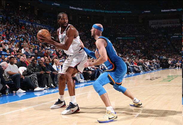 近11战1胜10负!哈登缺阵快船惨败雷霆 近两战合计净负39分