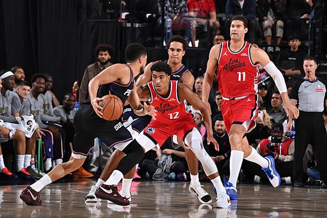 板凳席上藏龙卧虎!快船只是不愿意给年轻球员更多机会而已?