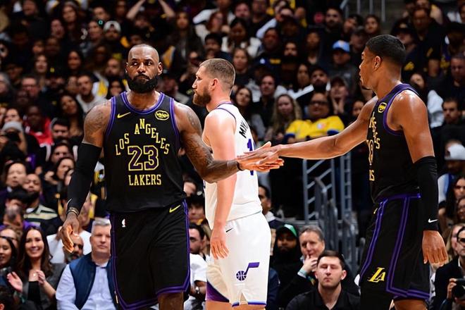 与新体系不太兼容?湖人锋线大将在詹姆斯复出后的表现并不理想?