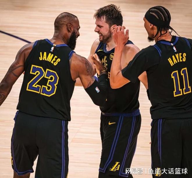 湖人140-126爵士!无解的不是大胜,而是老詹赛后对东契奇的表态