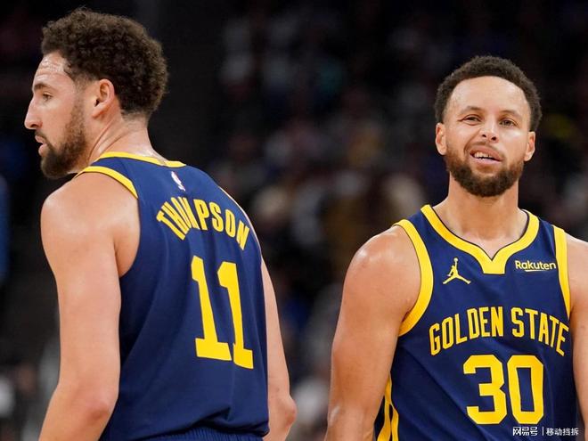 美记:看到克莱独自一人回击对手的挑衅,库里心里十分难受