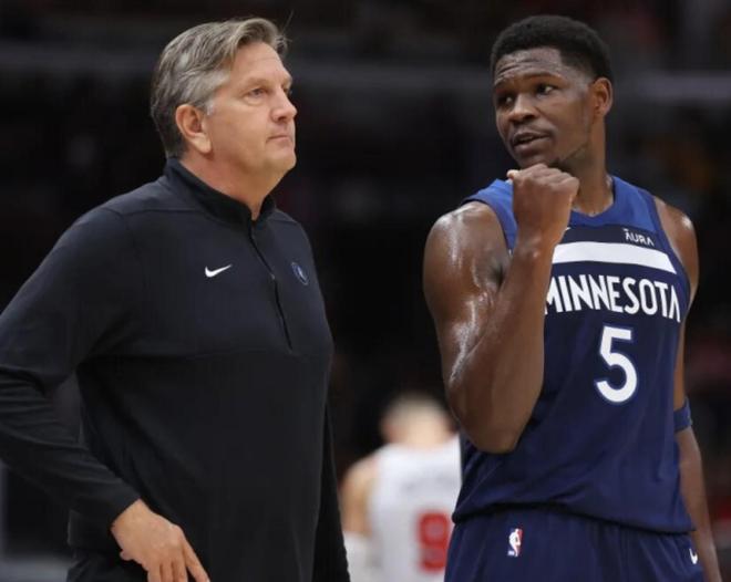 官方:森林狼主帅因不当言论&遭驱逐后未及时离场,罚款3.5万美元