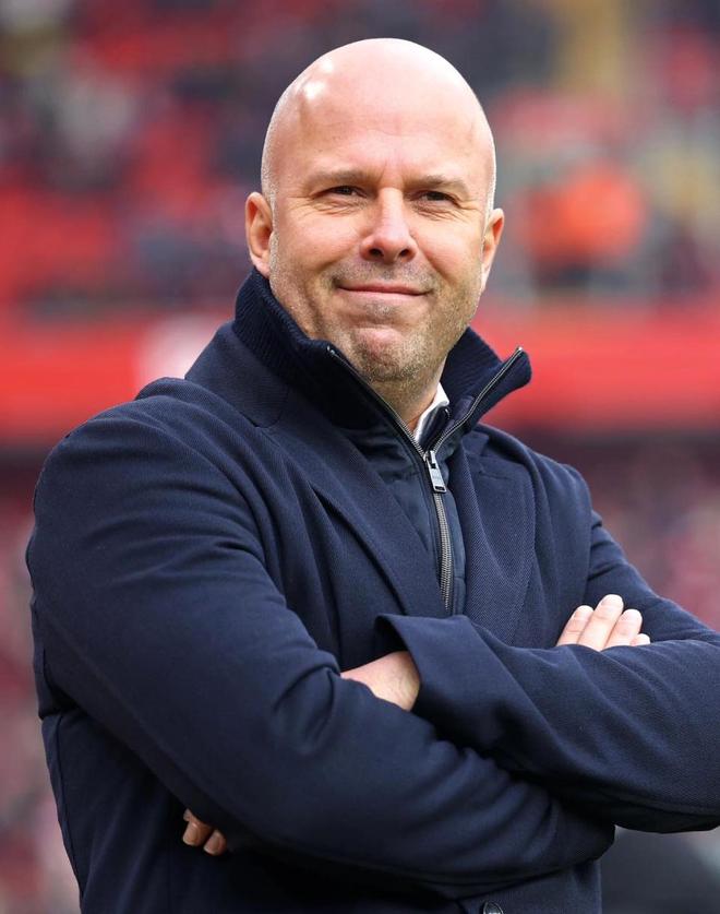 0-2!皇马客战利物浦,复仇欧冠!斯洛特想达成:3大关键+创历史