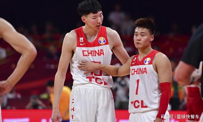 男籃世預賽12人名單已明朗!周琦趙睿領銜:楊瀚森缺席趙繼偉落選