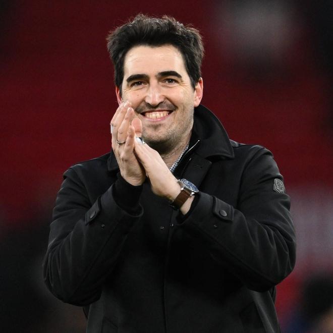 天空:伊劳拉不太可能执教切尔西,罗塞尼尔是目前的头号人选