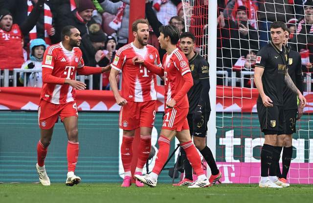 1-2！1.3亿超巨助攻难救主，拜仁主场爆冷，18轮不败金身告破