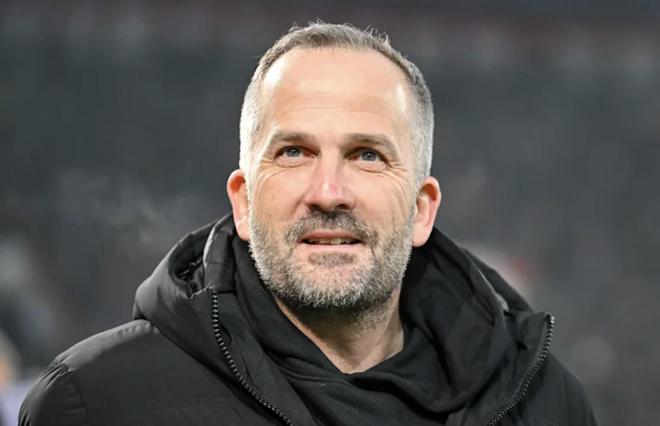 特殊的联系，图片报：奥格斯堡主帅儿子在拜仁U11梯队效力