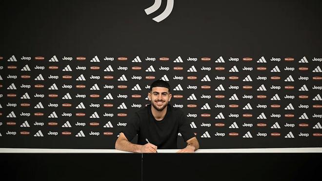 官方:尤文签下意丙中场特奥曼-贡杜兹,球员将为新一代效力