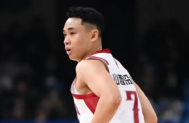 CBA五顶薪球员身价暴跌!数据差+战绩差,范子铭无力吐槽!