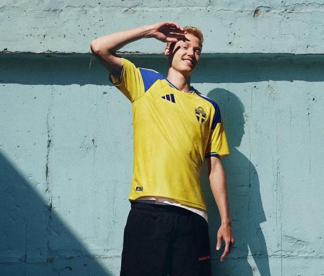 羅馬諾:英超、西甲俱樂部與法鷹中場拉鬆的經紀人進行了接觸