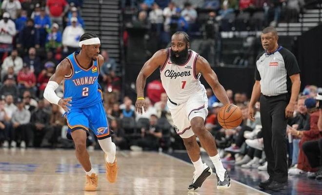 从落后3分到17分!哈登25+6+6遭冷藏,卢指导制造快船负雷霆惨案