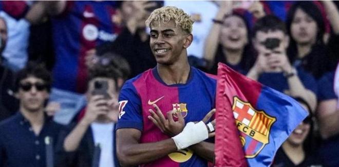 亚马尔：欧冠出局输在缺乏经验，和拉菲尼亚、莱万一起踢球很轻松