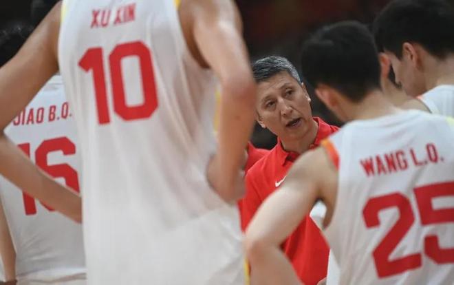 中國男籃戰勝荷蘭！超巨隱身！3人表現滿分，1人有望進NBA