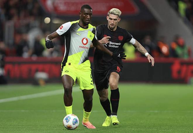 情绪不佳,吉拉西在下半场被换下时拒绝与主教练科瓦奇握手