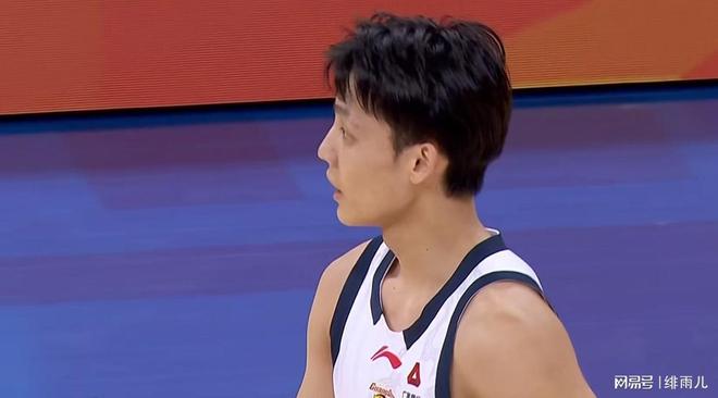 8连胜+唯一不败!广东“三王炸”打服全联盟,保底能进总决赛了!