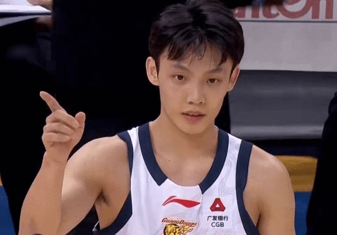 三节打卡！广东24分擒天津夺8连胜 萨林杰25+13徐杰8+6