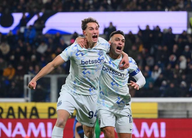 劳塔罗2025年为国米打入30球，其中意甲15球欧冠12球