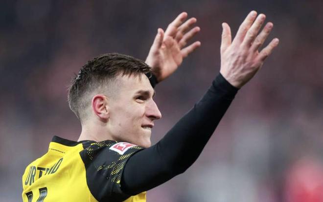 埃芬博格：如果施洛特貝克續(xù)約，對多特蒙德來說將是價(jià)值連城