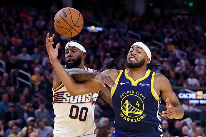 打出了顶级3D球员的表现,只是勇士侧翼新星的稳定性还是差了些?