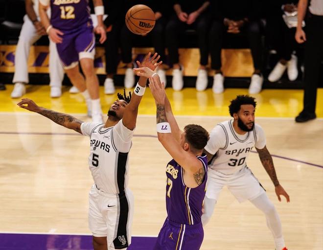 31分+30分+30分!历史首人!这是他能拿4年2.85亿顶薪美金的原因