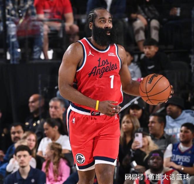 快船4连败!布克21+9格林伤退,科林斯大爆发,哈登13+13全队最低