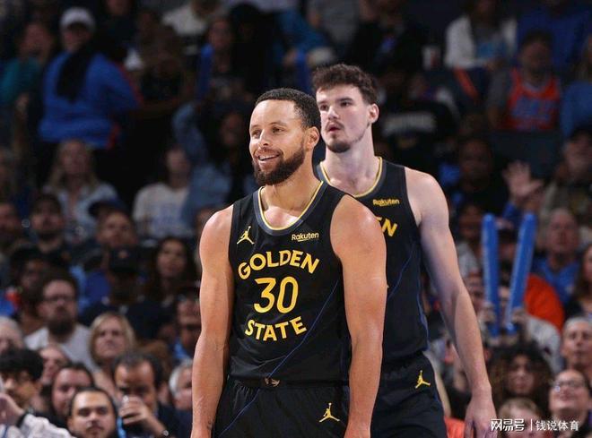 哈登本賽季命中33記三分，那庫里、杜蘭特、東契奇呢？