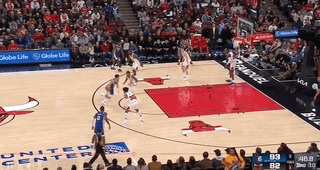 送走兩位全明星，公牛成了東部第一