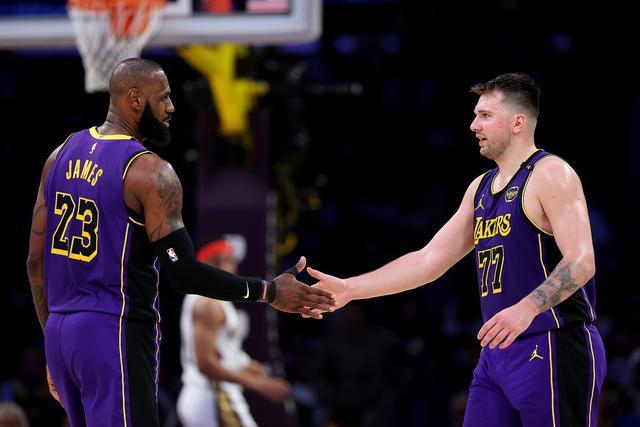 東詹組合！湖人有兩名球星排在ESPN新賽季百大前十 聯(lián)盟唯一