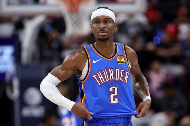 三節(jié)打卡，亞歷山大全場三分5中4砍下30分4板12助攻