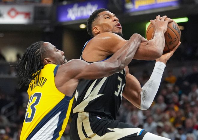 壓哨絕殺！揚尼斯33+13無愧聯(lián)盟PER第一 美媒預測MVP概率44%