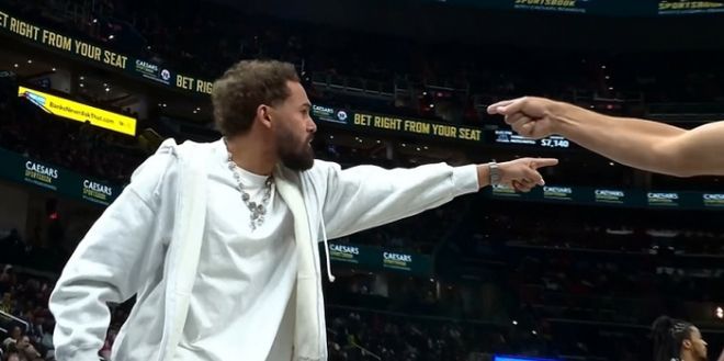 火爆！特雷楊衝進場不滿被驅逐 火箭伊森推人吃兩T也被驅逐