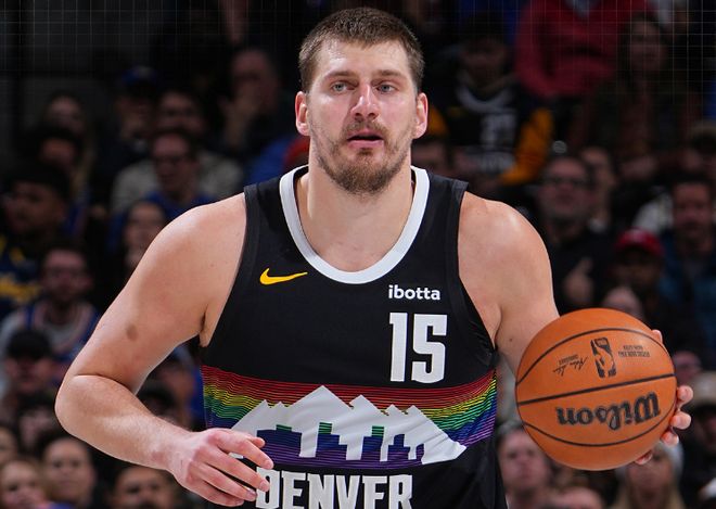 約基奇8+7+14創中鋒歷史第一！掘金雙殺76人升第五 布勞恩22分