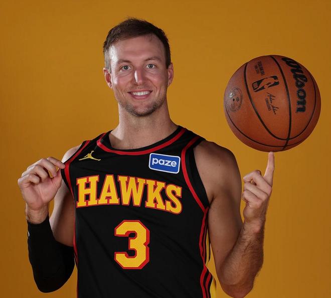 Shams：湖人將文森特和一個次輪送至老鷹，換來盧克-肯納德