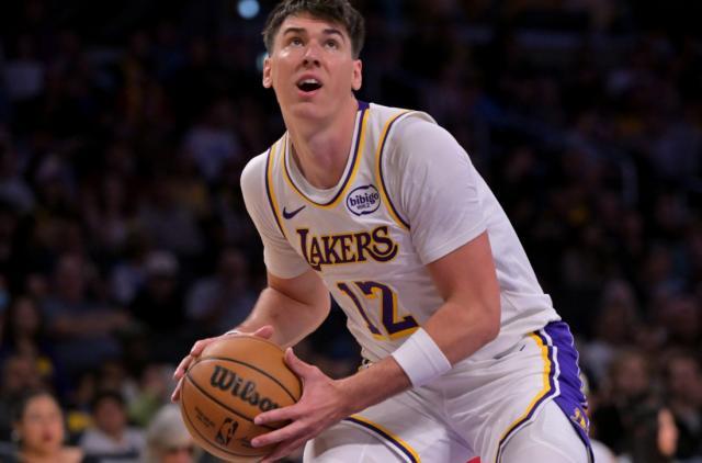 神兵天降三分如雨 里夫斯16助激活又一历史级表演