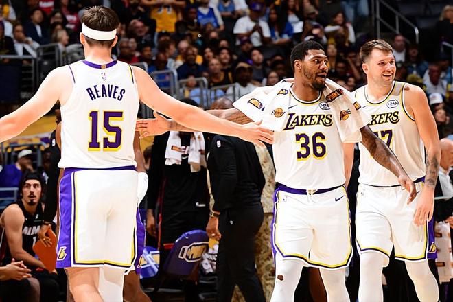 三分手感都回暖了！湖人后場(chǎng)大將對(duì)于比賽的影響力越來越高了？