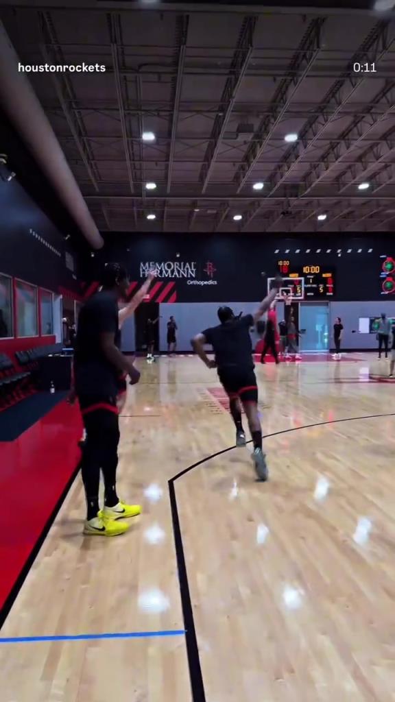 家有一老,如有一宝,KD训练也在搞怪 家有一老,如有一宝,KD训练也在搞怪