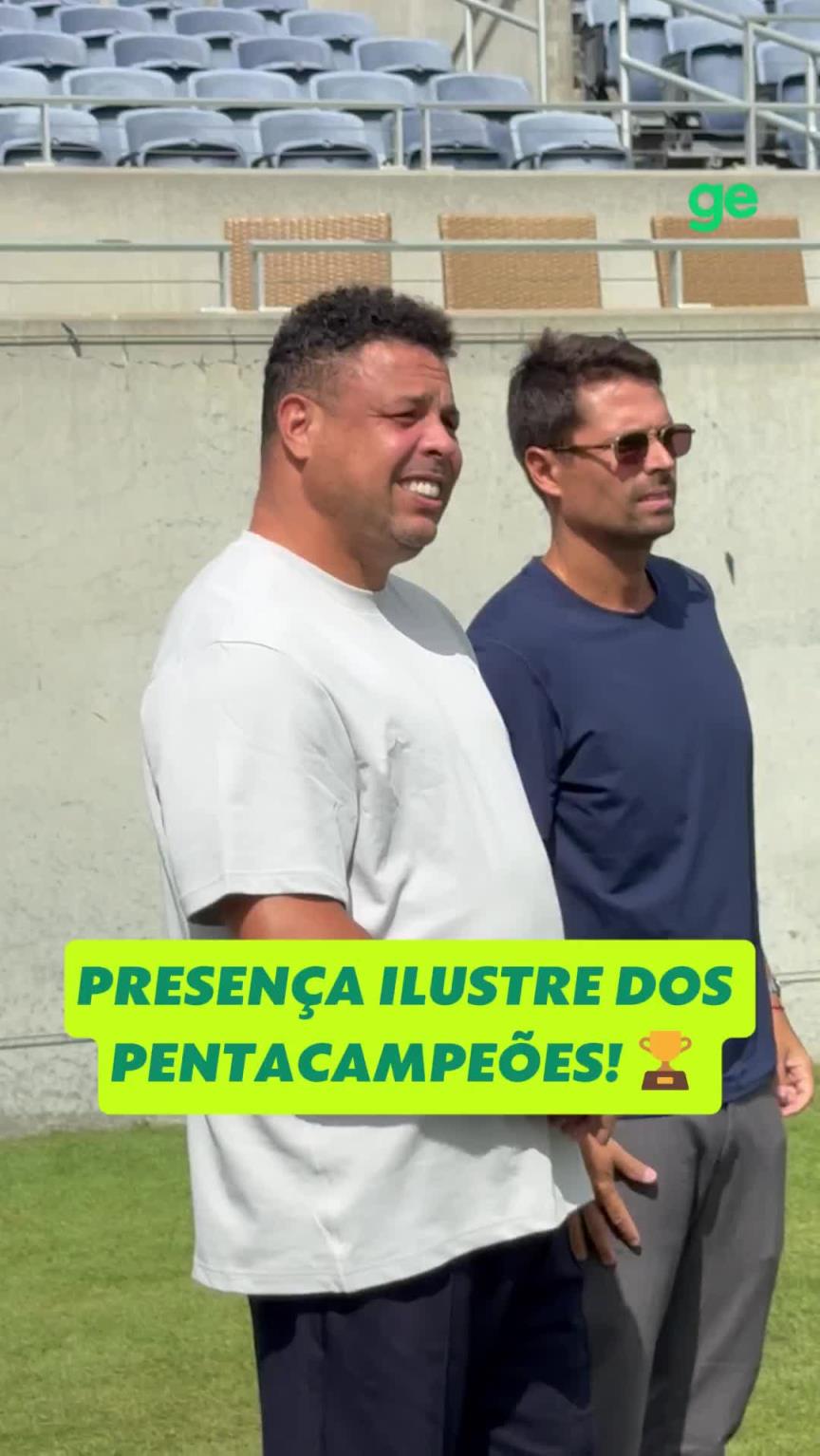 传奇人物!大罗和里瓦尔多前往美国观看巴西国家队的训练 传奇人物!大罗和里瓦尔多前往美国观看巴西国家队的训练