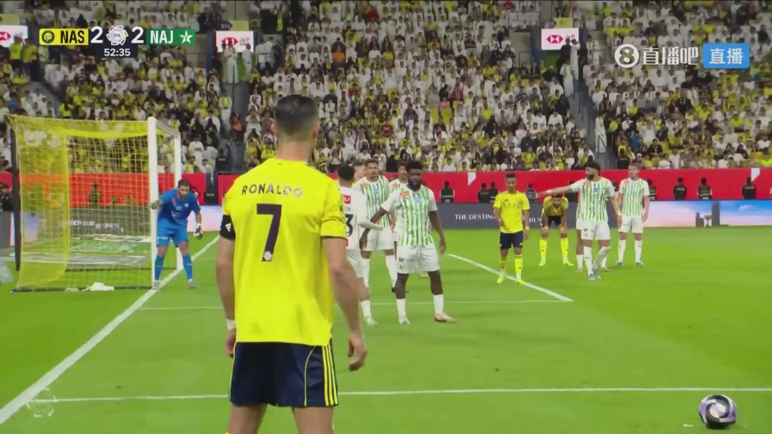 造点+命中!C罗任意球造手球,亲自主罚命中生涯第966球! 造点+命中!C罗任意球造手球,亲自主罚命中生涯第966球!