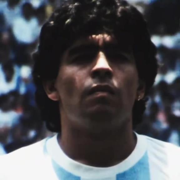 定义完美,超越完美!马拉多纳写进足球教科书的时刻! 定义完美,超越完美!马拉多纳写进足球教科书的时刻!